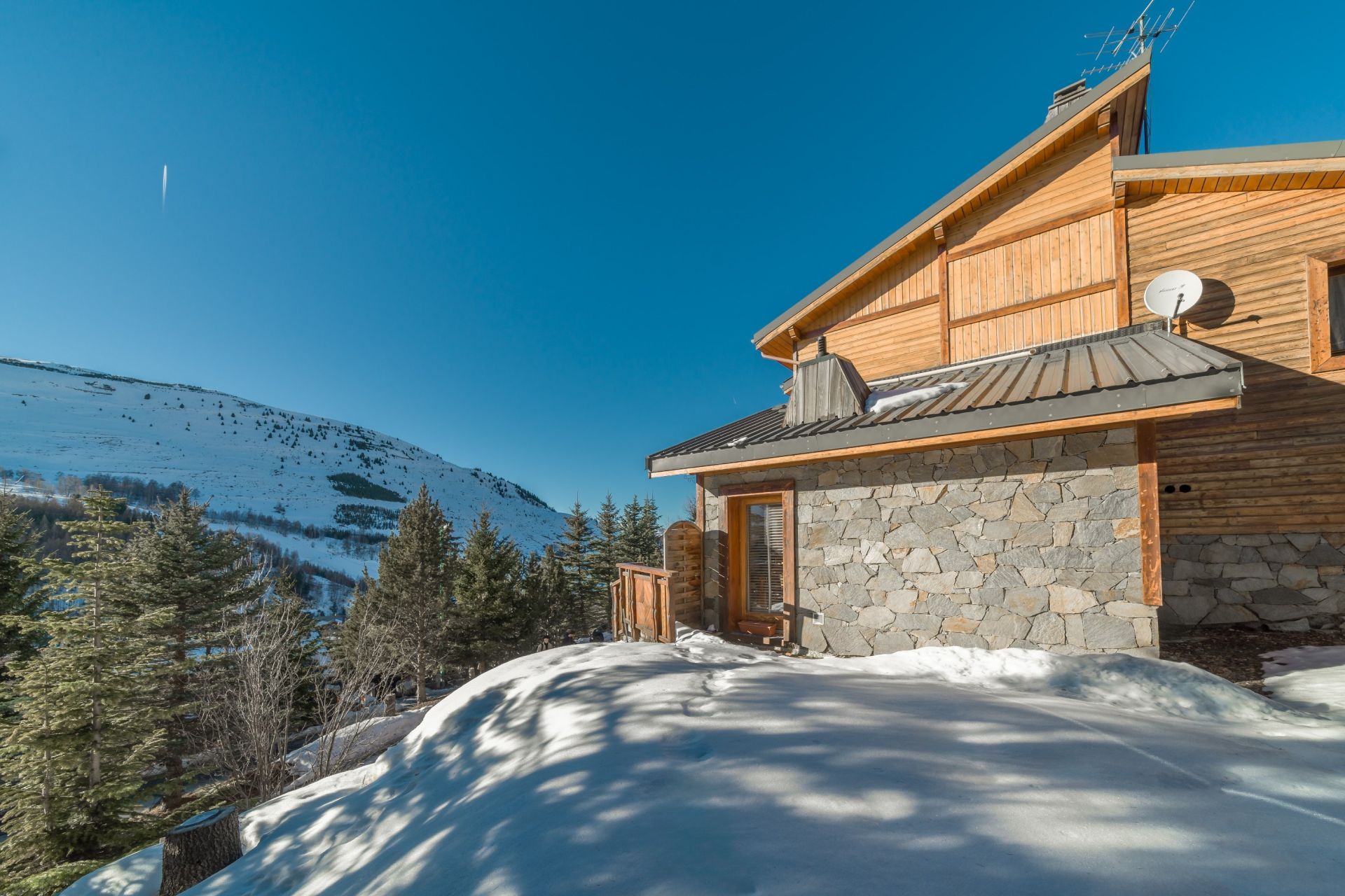 chalet 8 Pièces en vente sur LES DEUX ALPES (38860)