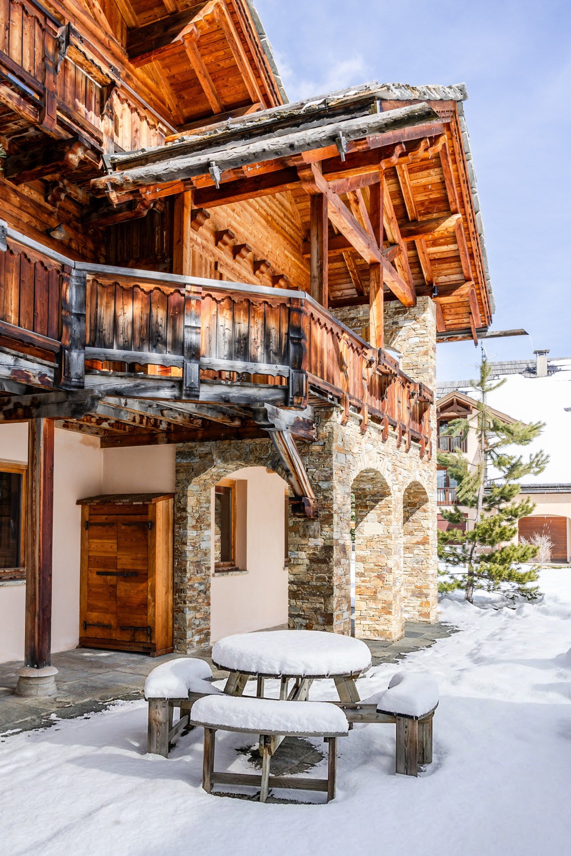 chalet 12 Pièces en vente sur MONTGENEVRE (05100)