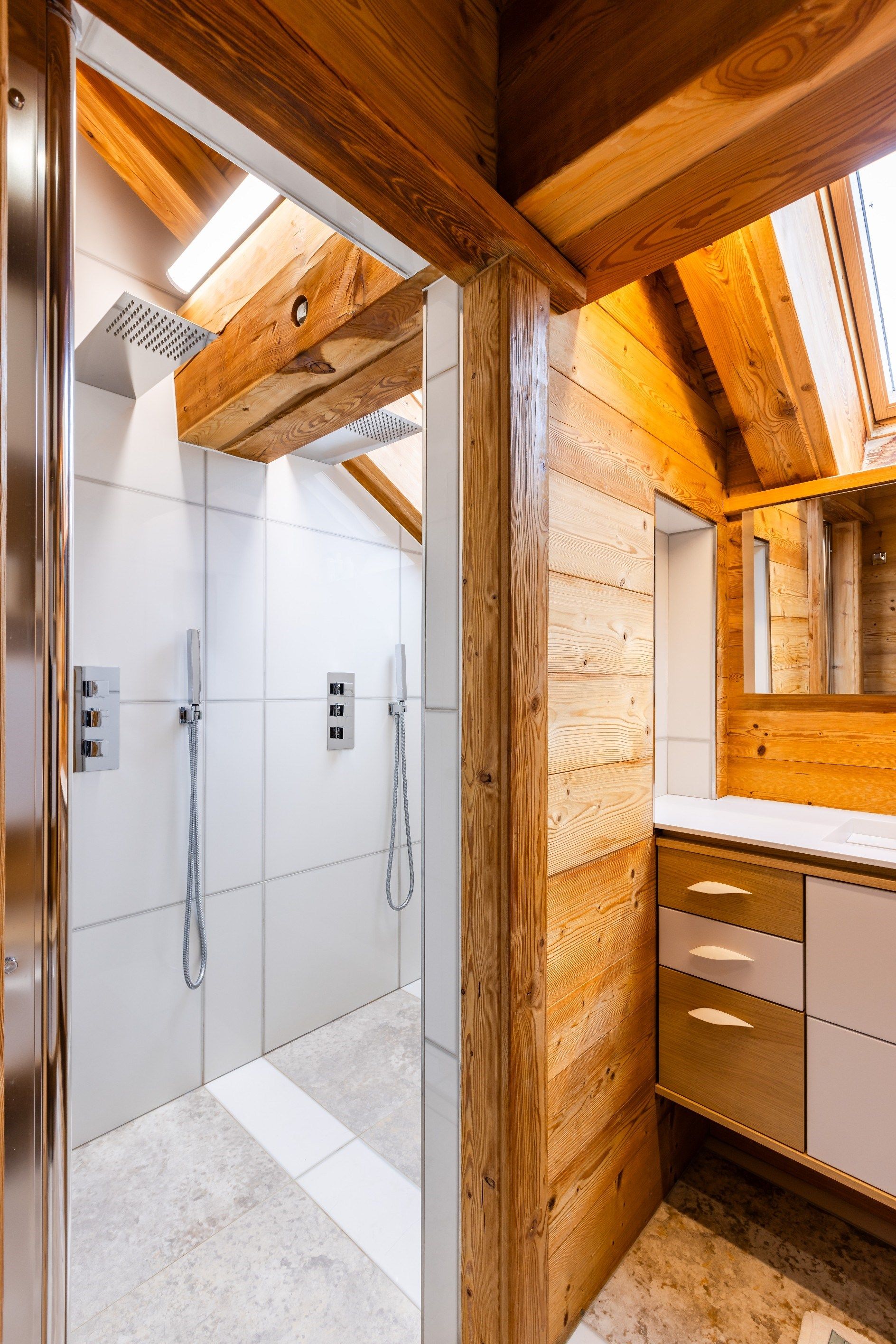 chalet 12 Pièces en vente sur MONTGENEVRE (05100)