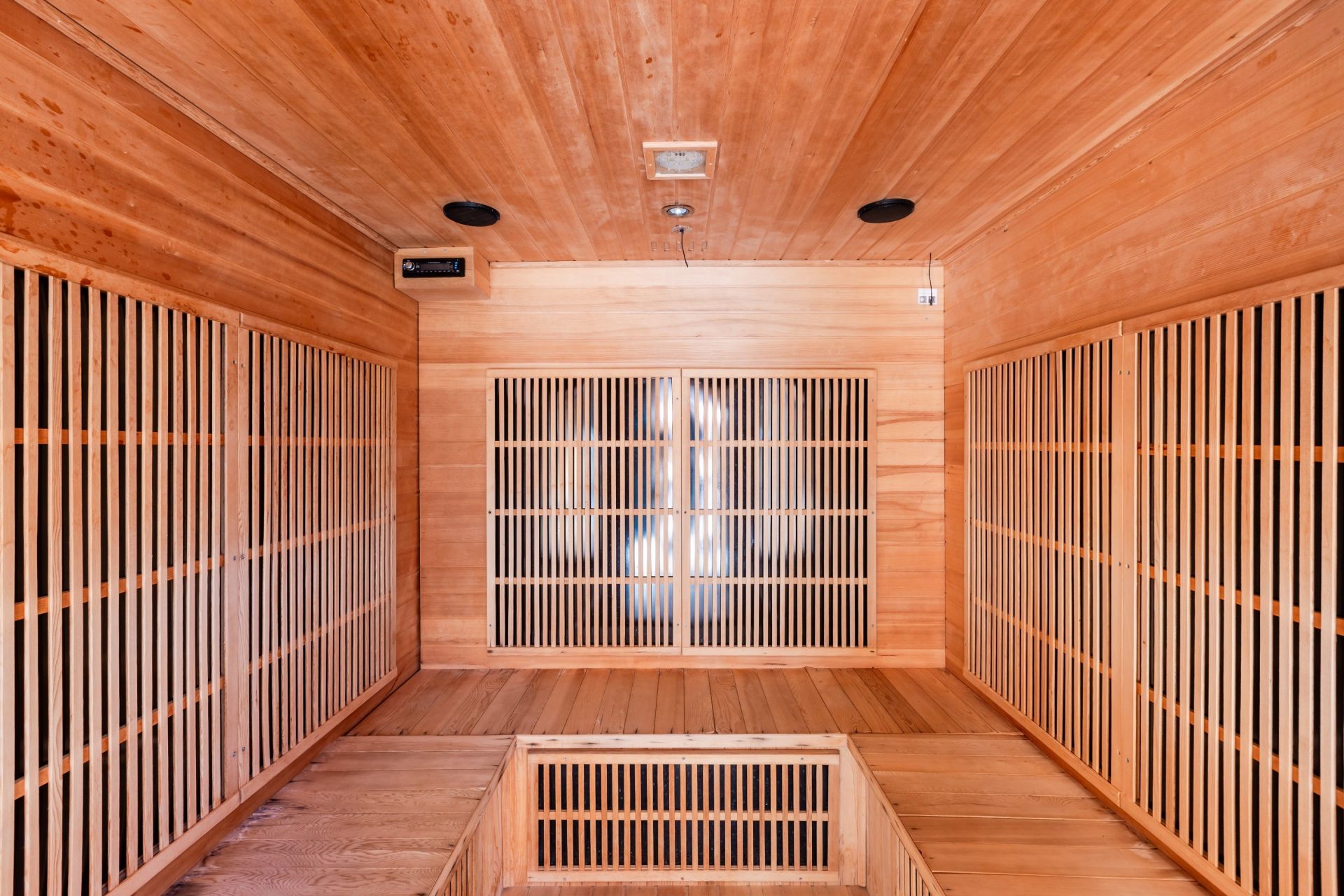 chalet 13 Rooms for sale on VENOSC LES DEUX ALPES (38860)