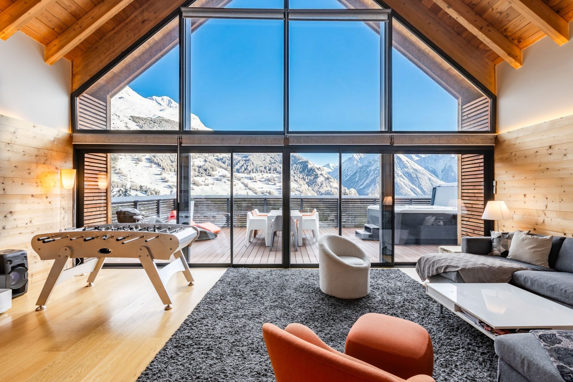 chalet 7 Rooms for sale on LES DEUX ALPES (38860)