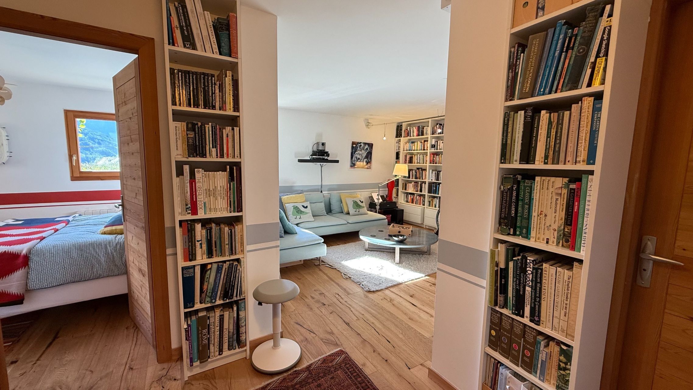 chalet 7 Rooms for sale on ST CHAFFREY (05330)