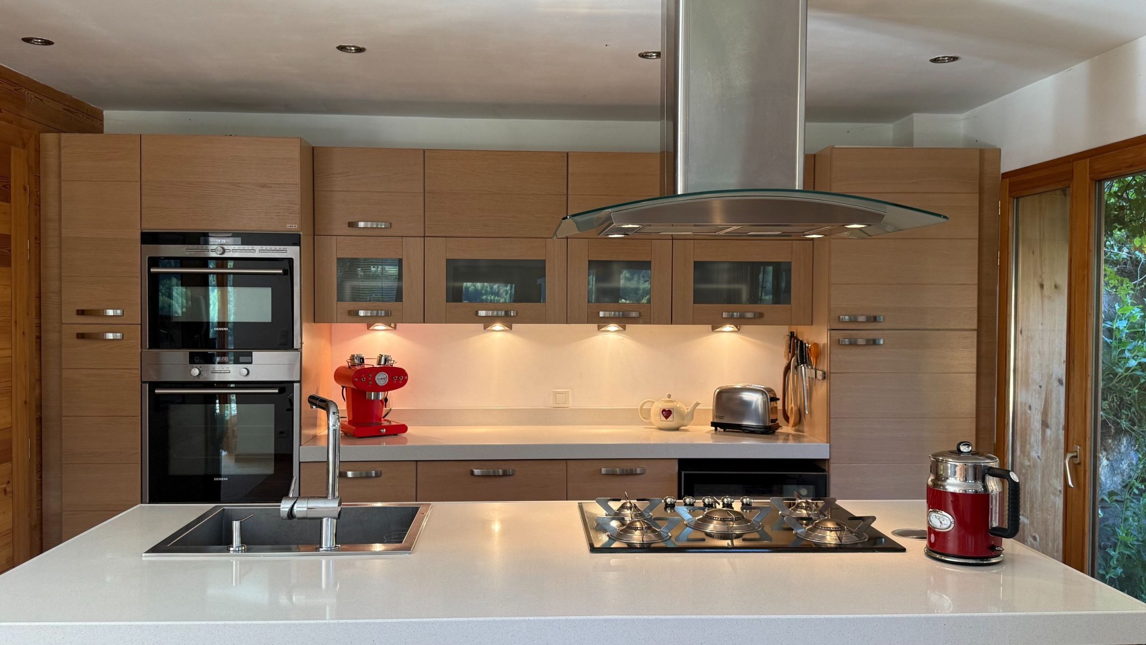 chalet 7 Rooms for sale on ST CHAFFREY (05330)