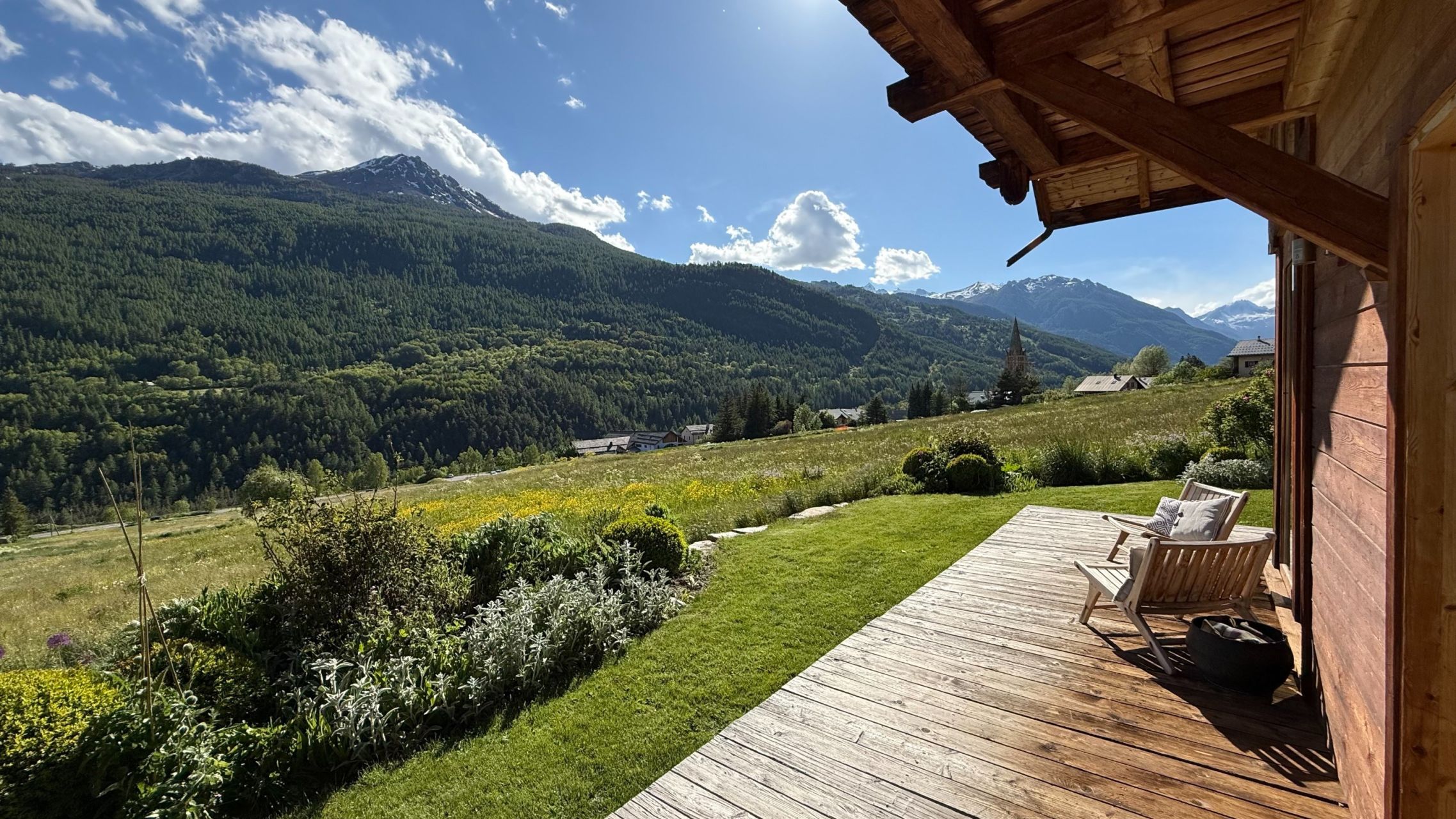 chalet 7 Pièces en vente sur ST CHAFFREY (05330)