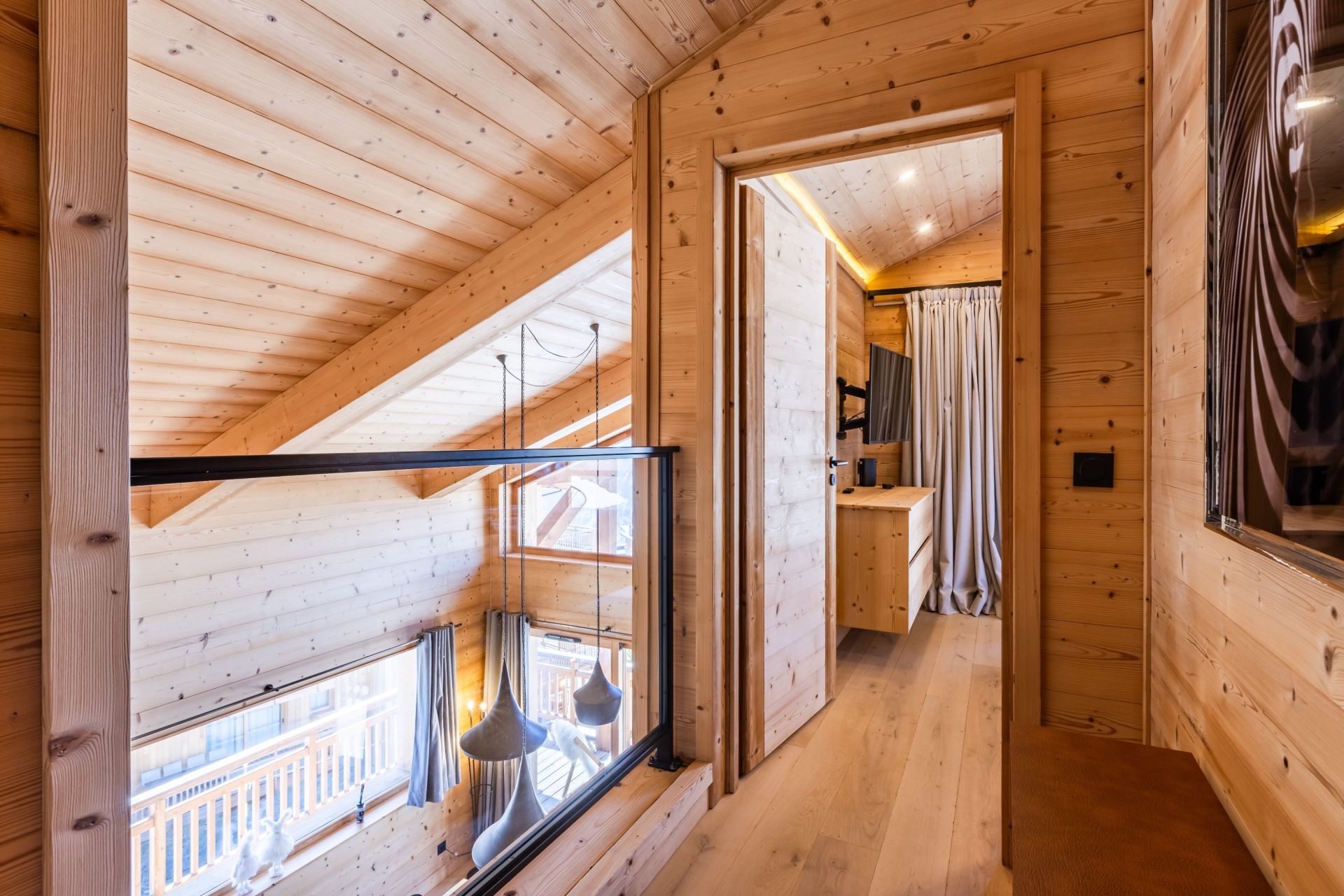 chalet 9 Pièces en vente sur L ALPE D HUEZ (38750)