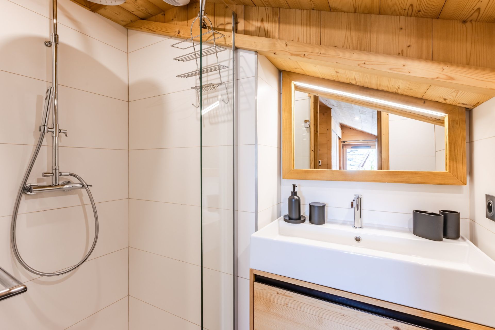 chalet 9 Pièces en vente sur L ALPE D HUEZ (38750)