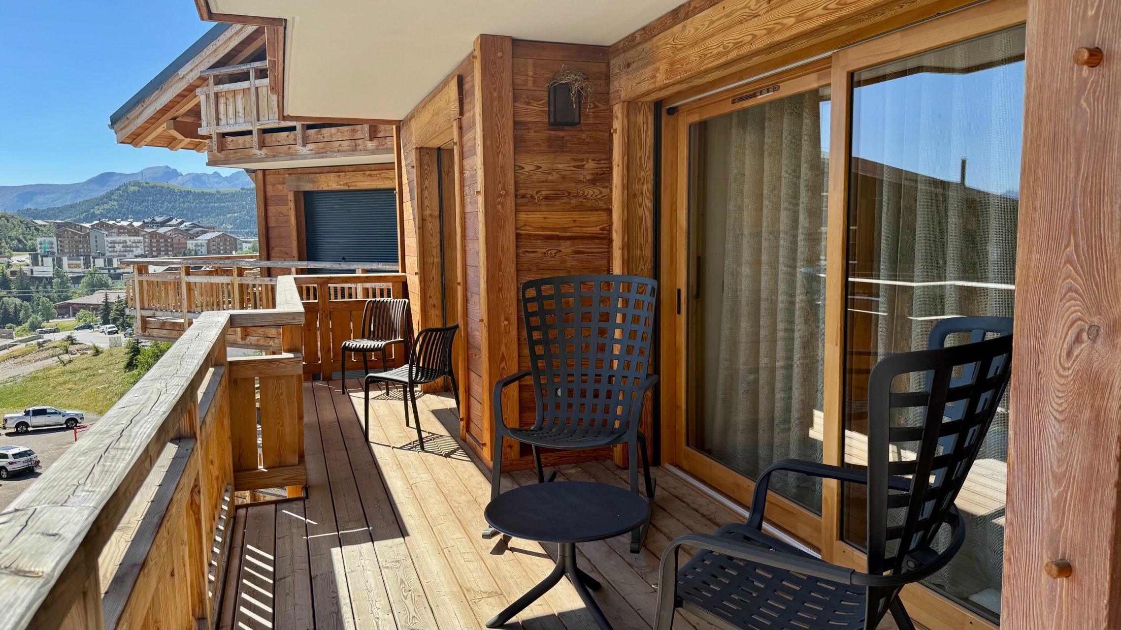 apartment 5 Rooms for seasonal rent on L ALPE D HUEZ (38750)