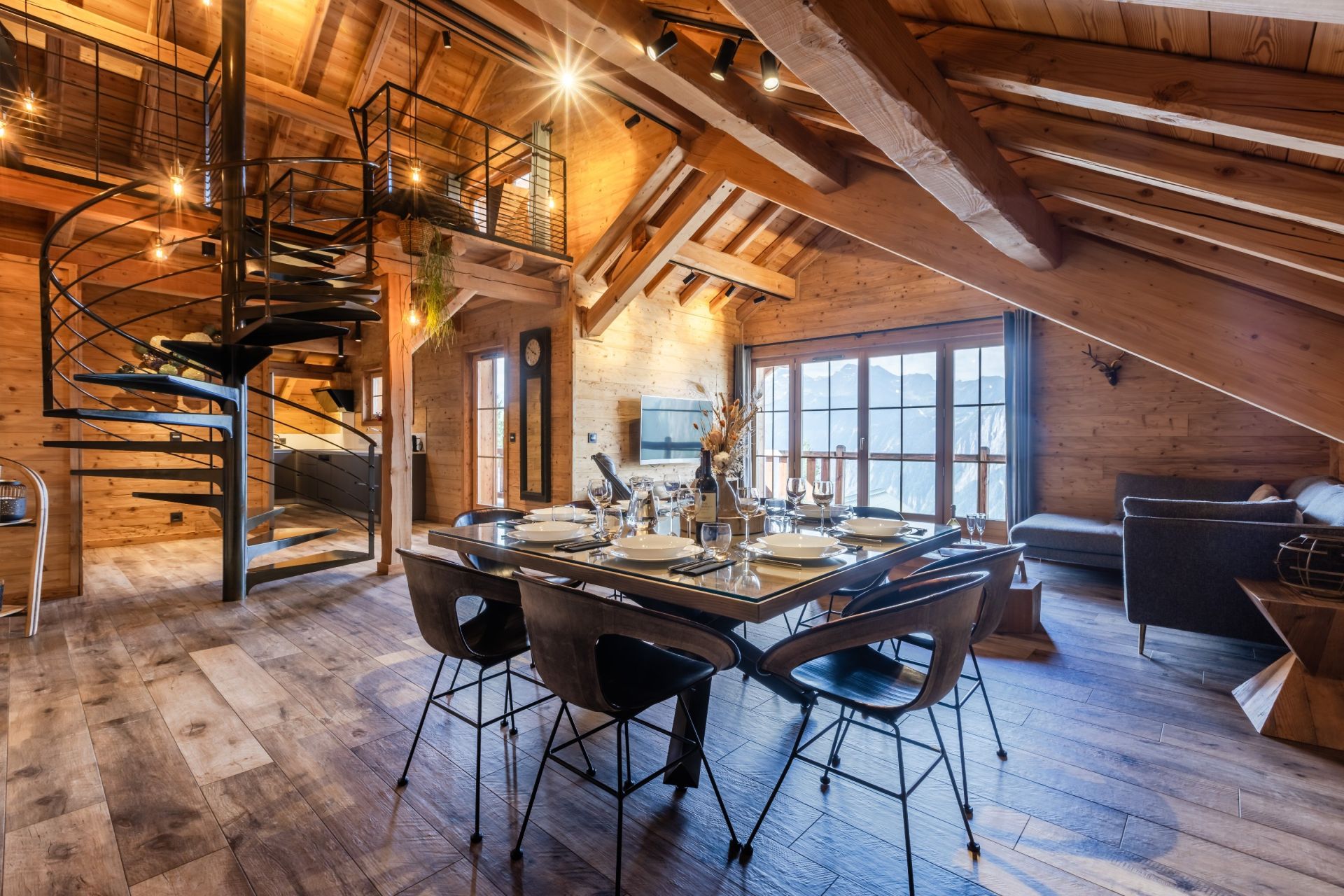 chalet 18 Pièces en vente sur VILLARD RECULAS (38114)