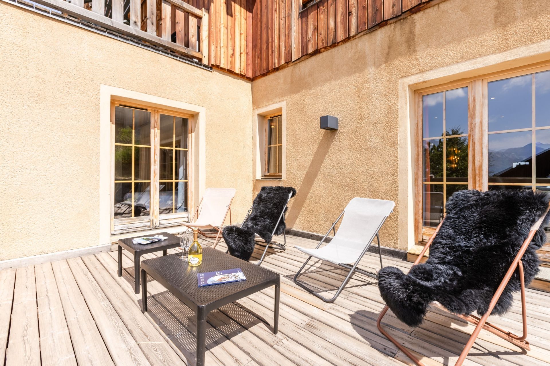 chalet 18 Pièces en vente sur VILLARD RECULAS (38114)