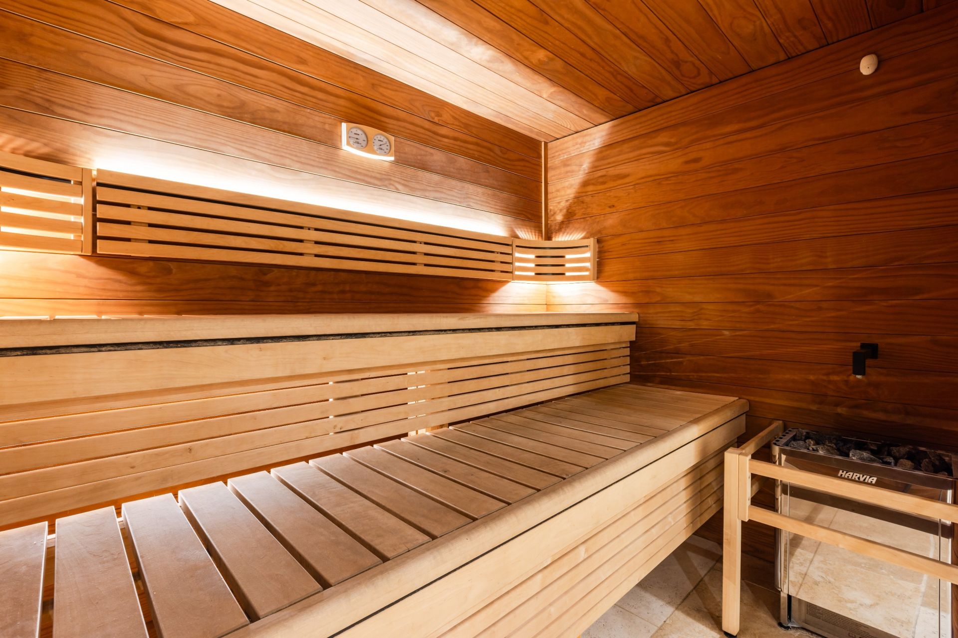 chalet 18 Pièces en vente sur VILLARD RECULAS (38114)