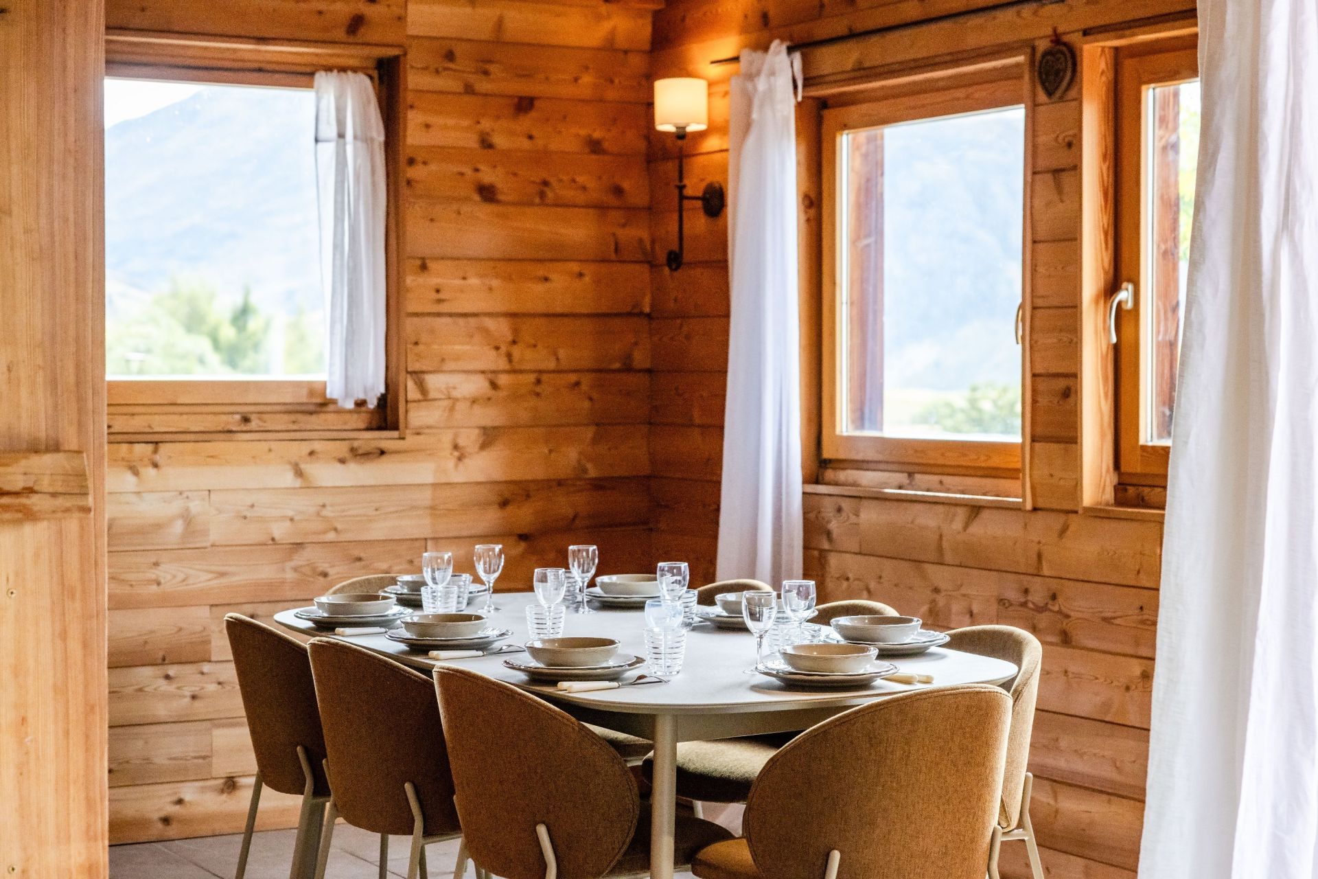 chalet 5 Rooms for seasonal rent on L ALPE D HUEZ (38750)