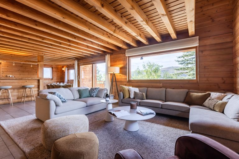 chalet 5 Rooms for seasonal rent on L ALPE D HUEZ (38750)