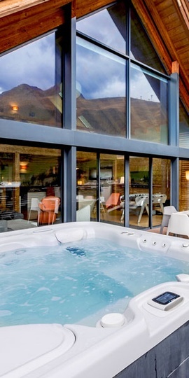 Swimming pool & Wellness